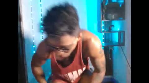 Snapshot of blackmen117uncs chatting on November 23, 10:31 pm blackmen117uncs online show from November 23, 10:31 pm