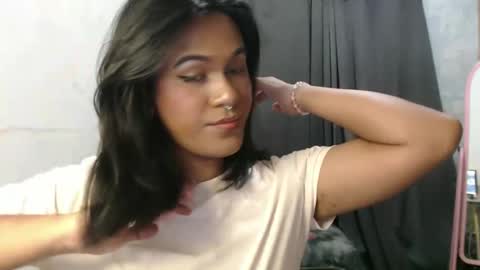 Snapshot of blackpinayts chatting on October 1, 5:19 pm Ellez online show from October 1, 5:19 pm