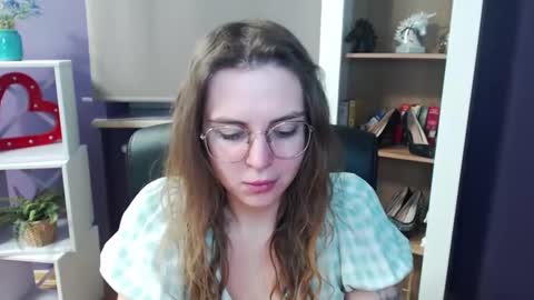 Snapshot of blackrosezoey chatting on February 25, 5:41 am Z O E Y online show from February 25, 5:41 am