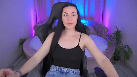 blacksilkqueen online show from November 23, 1:11 pm