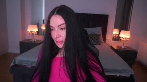 blacksilkqueen online show from December 5, 2:47 pm