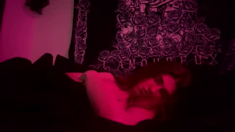 Snapshot of blackstarzara chatting on December 21, 8:39 am blackstarzara online show from December 21, 8:39 am