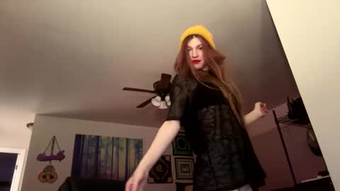 Snapshot of blackstarzara chatting on December 24, 5:27 am blackstarzara online show from December 24, 5:27 am