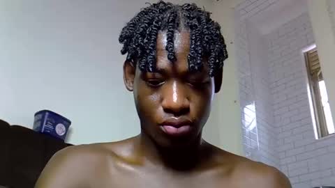 blacktwinkl online show from April 21, 8:53 am