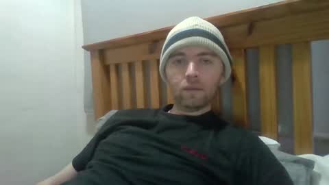 Snapshot of blackvswhite2022 chatting on February 10, 8:20 am blackvswhite2022 online show from February 10, 8:20 am