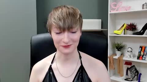 Blair online show from October 17, 6:49 am