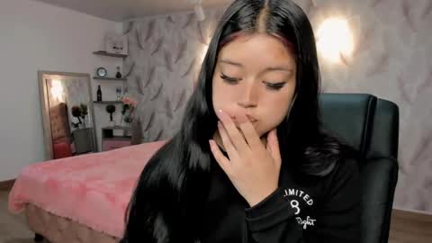 Snapshot of blair_harrison chatting on October 27, 11:47 am Blair online show from October 27, 11:47 am