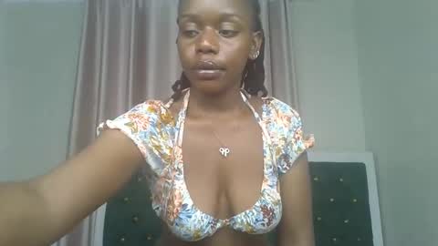 Snapshot of blair_havoc chatting on May 17, 10:55 am Blair online show from May 17, 10:55 am