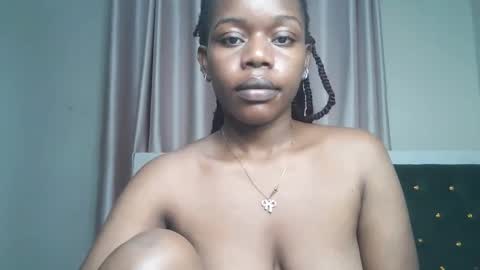 Snapshot of blair_havoc chatting on May 19, 5:58 am Blair online show from May 19, 5:58 am