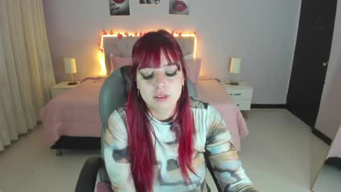blair_red_ online show from June 6, 12:10 pm