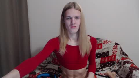 Snapshot of blaire_18 chatting on January 4, 5:47 pm blaire 18 online show from January 4, 5:47 pm