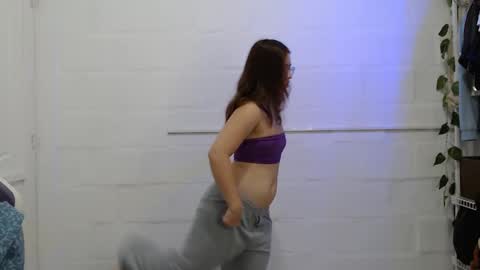   online show from October 9, 1:20 pm