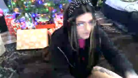 Snapshot of blairxskylar chatting on December 22, 3:53 pm blairxskylar online show from December 22, 3:53 pm