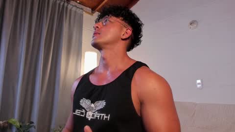 Blake Levi  Independent Model online show from December 4, 10:19 pm