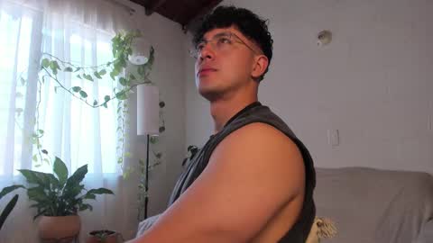 Blake Levi  Independent Model online show from February 26, 3:55 pm