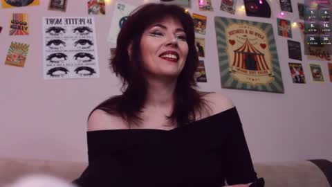 Britney online show from February 26, 1:32 pm