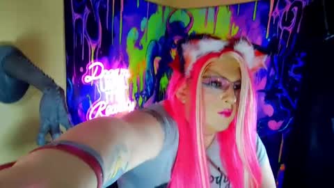 Snapshot of blakelytgirl chatting on May 15, 4:52 am Blakely Morningstar online show from May 15, 4:52 am