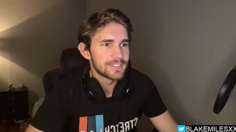 Snapshot of blakemiles2 chatting on October 17, 1:20 am Blake Miles online show from October 17, 1:20 am