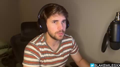Snapshot of blakemiles2 chatting on October 19, 2:23 am Blake Miles online show from October 19, 2:23 am