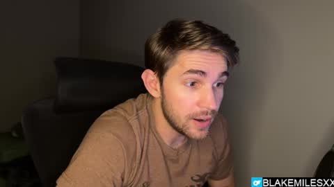 Snapshot of blakemiles2 chatting on November 8, 7:19 am Blake Miles online show from November 8, 7:19 am