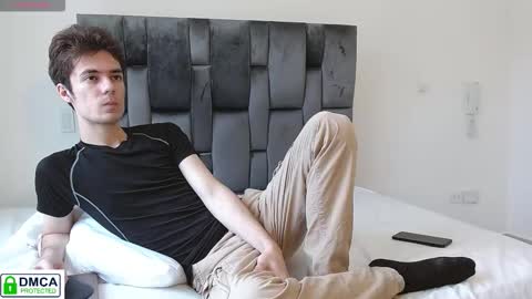 Snapshot of blakeshatter chatting on December 2, 4:02 pm blakeshatter online show from December 2, 4:02 pm