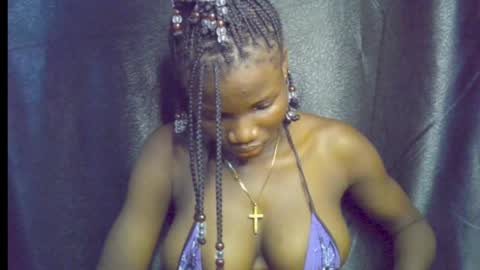 nikky00 online show from May 2, 6:40 am