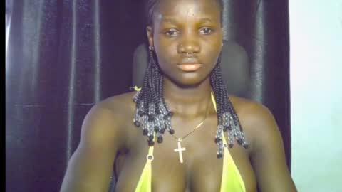 nikky00 online show from May 20, 7:25 am
