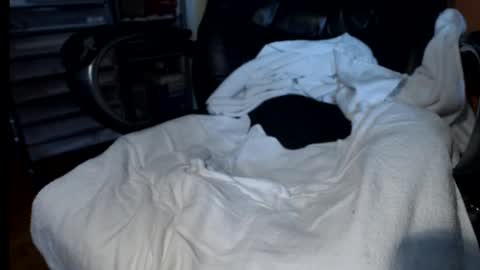 Snapshot of blazintommyd93 chatting on January 15, 4:54 pm blazintommyd online show from January 15, 4:54 pm