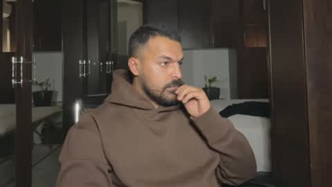 Snapshot of blessedleo72 chatting on November 28, 6:49 am Leo online show from November 28, 6:49 am