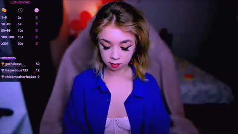 Snapshot of blinkofeyes chatting on December 3, 11:08 am Nicole online show from December 3, 11:08 am