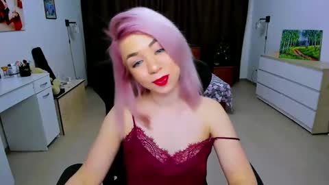 Nicole online show from December 16, 7:37 am