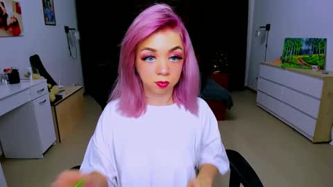 Nicole online show from December 29, 1:38 pm