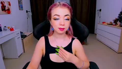 Nicole online show from January 14, 3:53 am