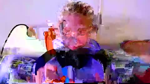 Nicole online show from February 21, 1:55 pm