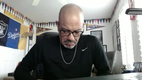 Snapshot of blk_nthick chatting on December 17, 6:42 pm blk_nthick online show from December 17, 6:42 pm
