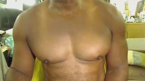 Snapshot of blkbiguncut10462 chatting on October 5, 2:21 am blkbiguncut10462 online show from October 5, 2:21 am