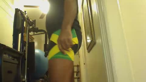 Snapshot of blkbiguncut10462 chatting on February 19, 6:04 pm blkbiguncut10462 online show from February 19, 6:04 pm