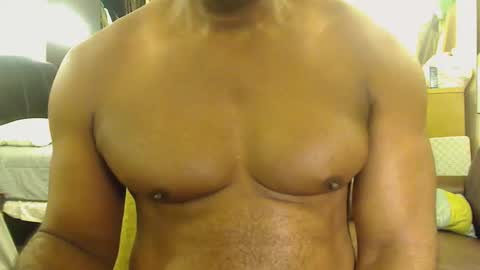 Snapshot of blkbiguncut10462 chatting on March 7, 3:47 am blkbiguncut10462 online show from March 7, 3:47 am