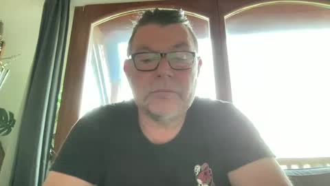 BlIdoL online show from June 17, 5:43 am