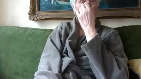 Snapshot of blomkuk chatting on March 24, 2:11 pm blomkuk online show from March 24, 2:11 pm