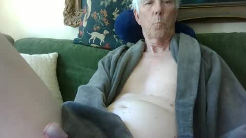 Snapshot of blomkuk chatting on June 21, 11:13 am blomkuk online show from June 21, 11:13 am