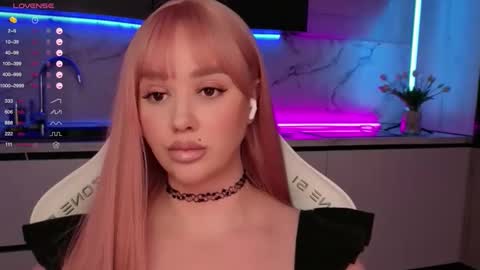 Lana online show from September 22, 7:43 am