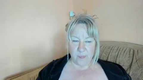 Nicole online show from July 1, 3:52 am
