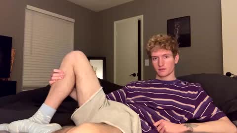 Snapshot of blonde_boi99 chatting on January 7, 1:17 am Blondie online show from January 7, 1:17 am