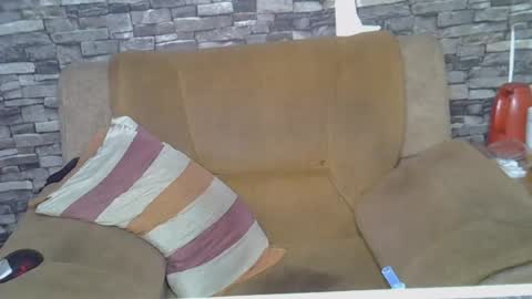blonde_creamy online show from July 14, 2:05 am