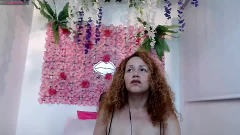 Snapshot of blonde_squirt_ chatting on February 13, 3:18 am blonde_squirt_ online show from February 13, 3:18 am