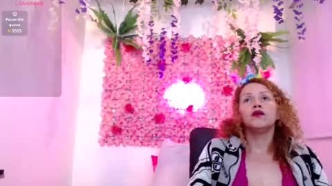 Snapshot of blonde_squirt_ chatting on February 13, 8:45 pm blonde_squirt_ online show from February 13, 8:45 pm