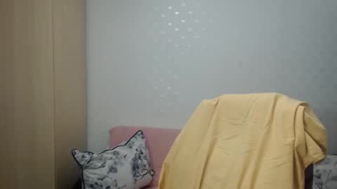 Snapshot of blondeagle chatting on May 27, 7:00 pm Mr Blond online show from May 27, 7:00 pm