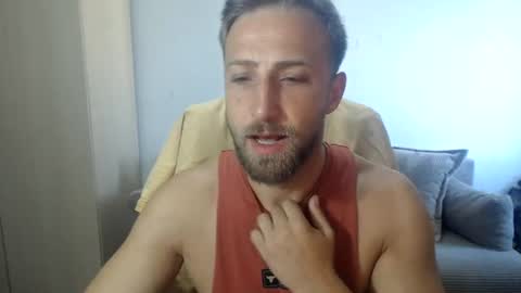 Snapshot of blondeagle chatting on August 5, 7:33 am Mr Blond online show from August 5, 7:33 am