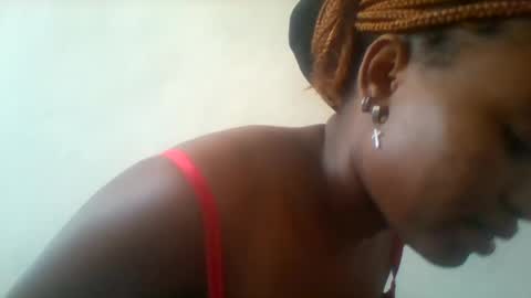 Snapshot of blondebarbiey chatting on March 11, 7:04 am blonde online show from March 11, 7:04 am